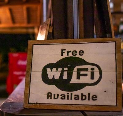 Free wi-fi sign 